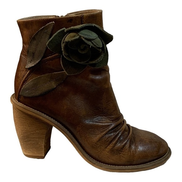 Socofy Distressed Brown Leather Boots with Green Leather 3-D Flower - Size 6 37 - Picture 1 of 14